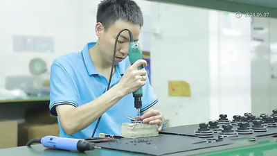 Shenzhen Yiqizao Technology Co., Ltd. productielijn van de fabrikant